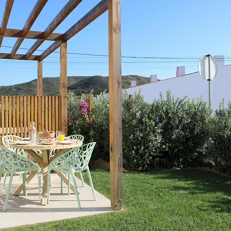 Casa Amoreira Holiday home *